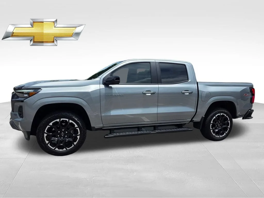 Used 2026 Sterling Gray Metallic Chevrolet Z71 image 3