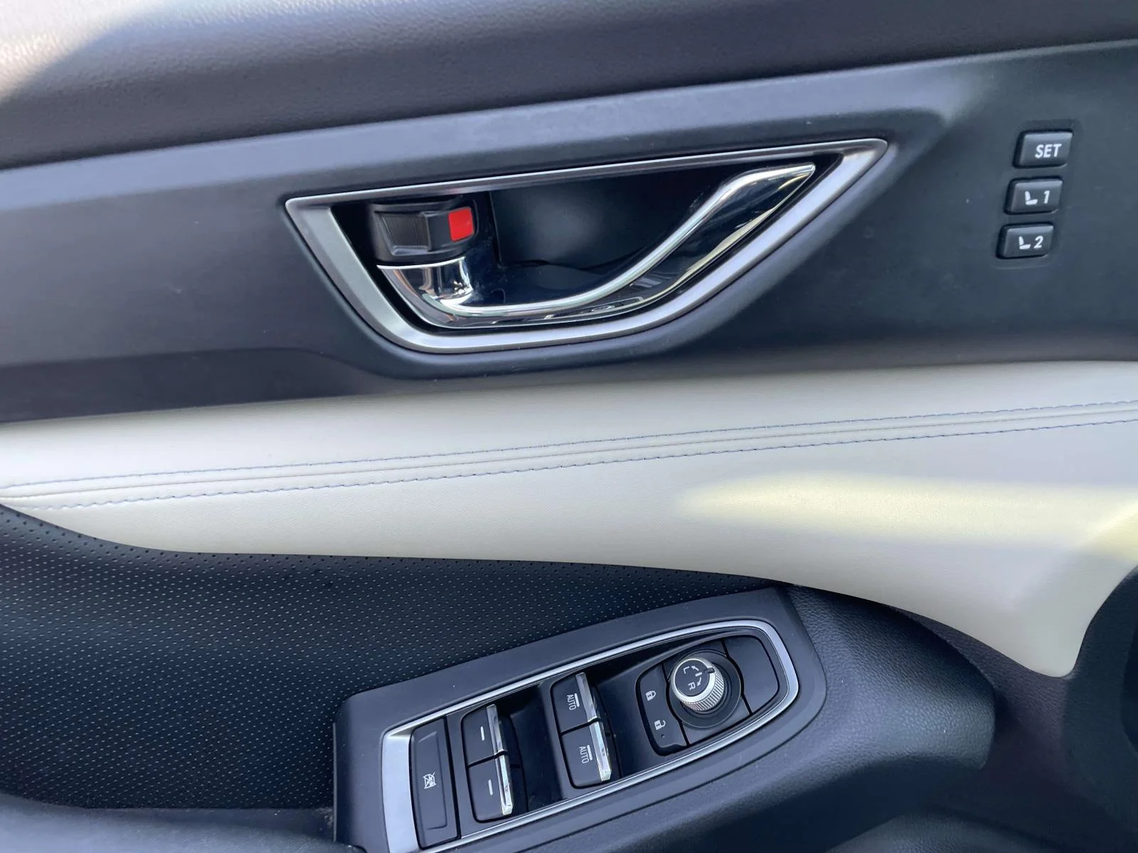 Used 2022 Gray Subaru Limited image 19