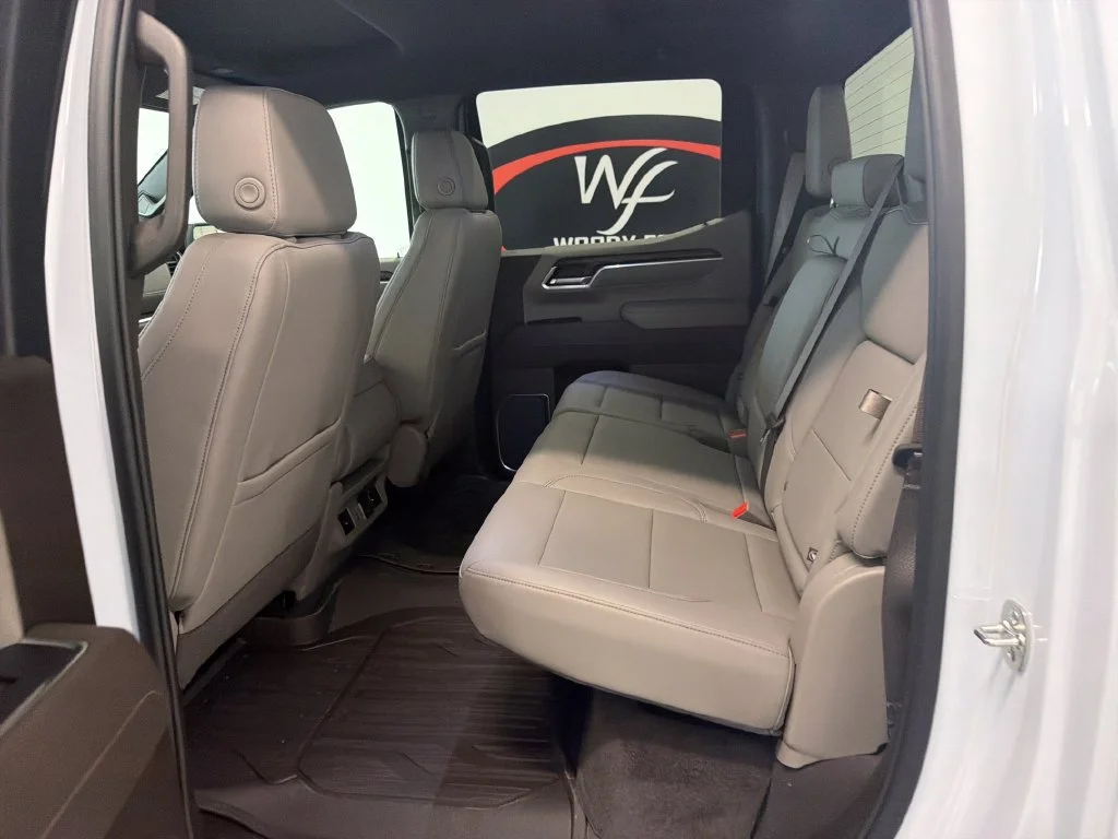 New 2026 Glacier White Tricoat GMC SLT image 12