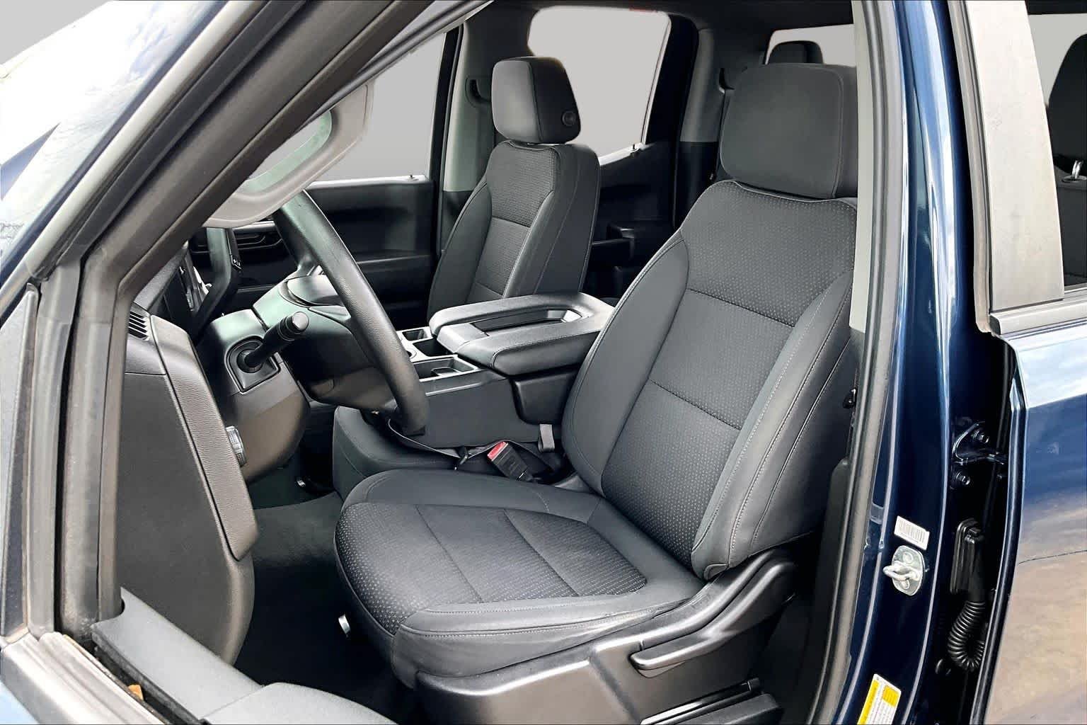 Used 2021 NORTHSKY BLUE METALLIC Chevrolet Custom image 8