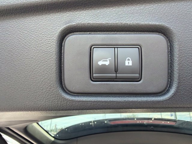 Used 2024 Gray Nissan Platinum image 21