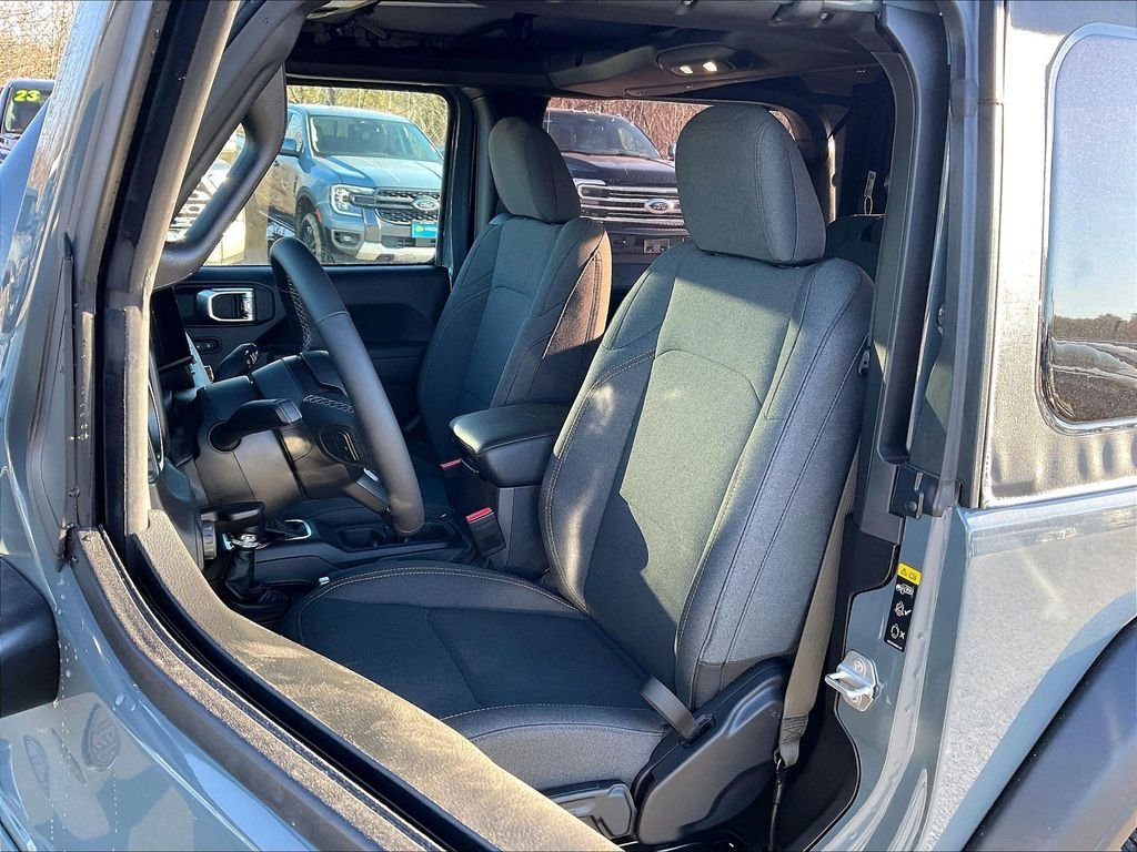 New 2026 Anvil Clear Coat Jeep Sport S image 11