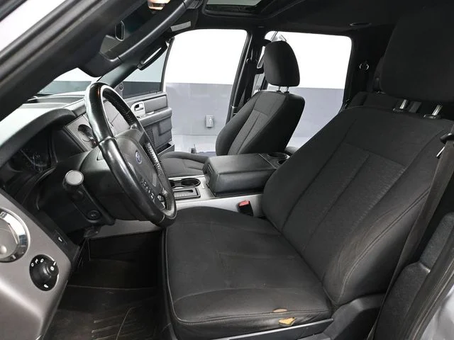 2017 Ford Expedition XLT - Photo 22