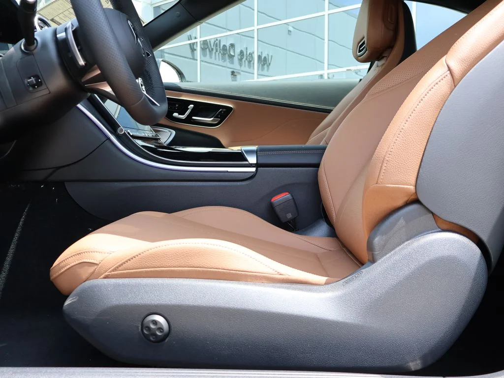 New 2026 Black Mercedes-Benz CLE 450 image 39