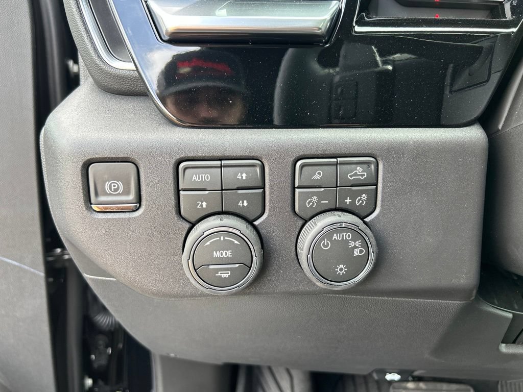 New 2026 Black Chevrolet LT image 21