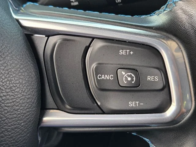 Used 2021 Silver Jeep Unlimited Rubicon 4xe image 27
