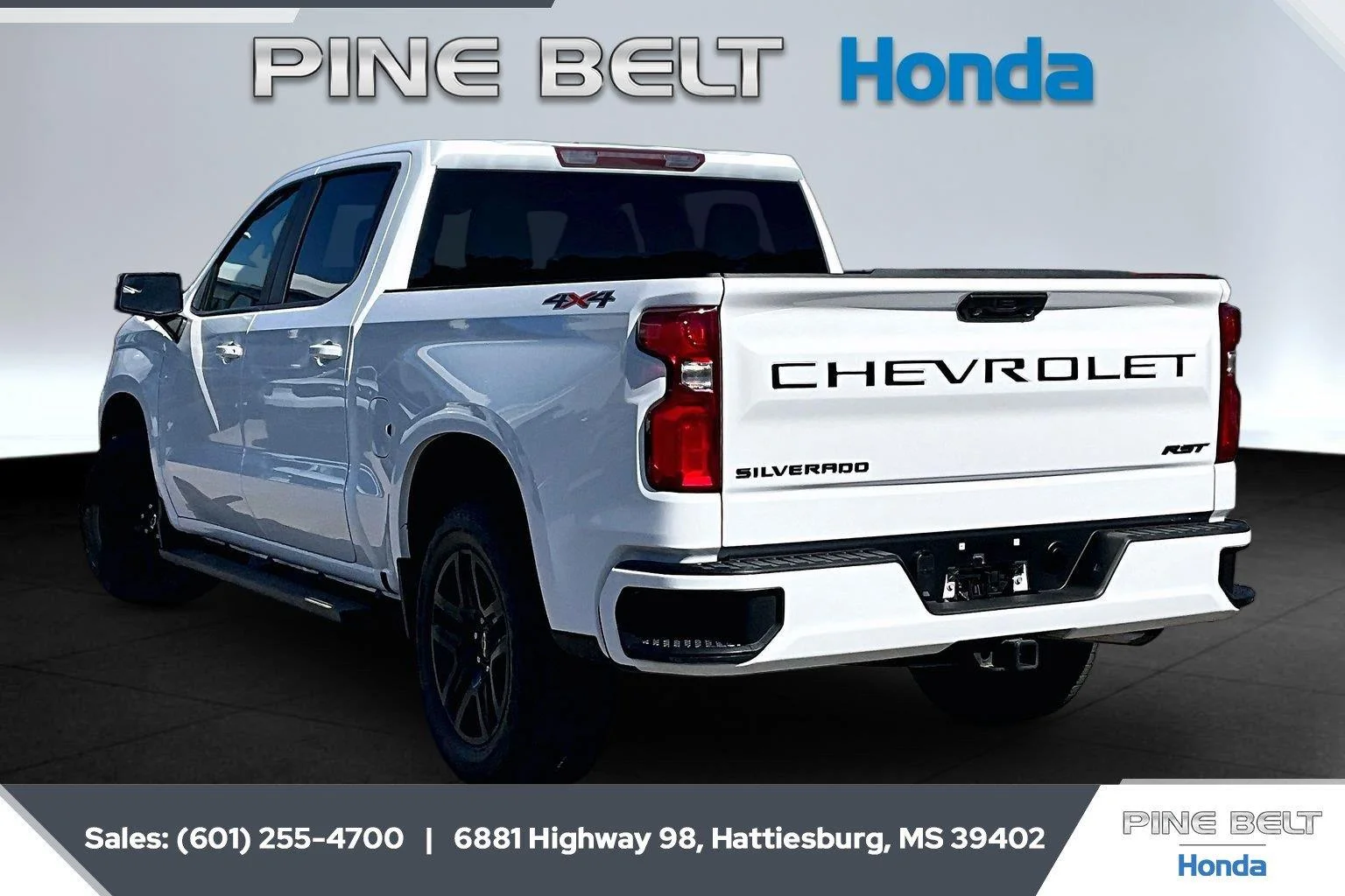 Used 2023 Summit White Chevrolet RST image 2
