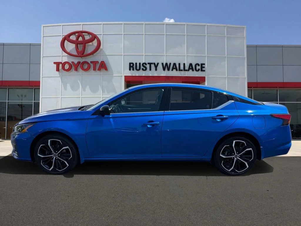 2025 Nissan Altima