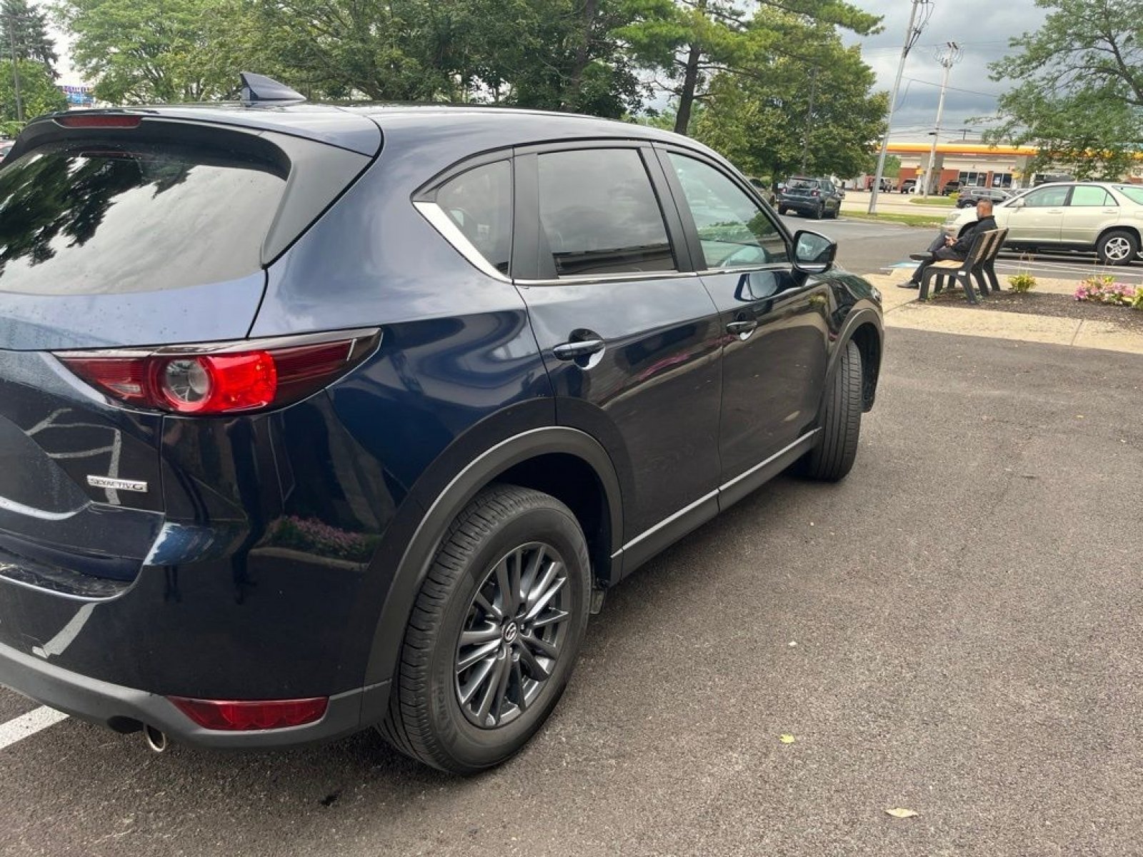 Used 2021 Crystal Blue Mazda Touring image 7