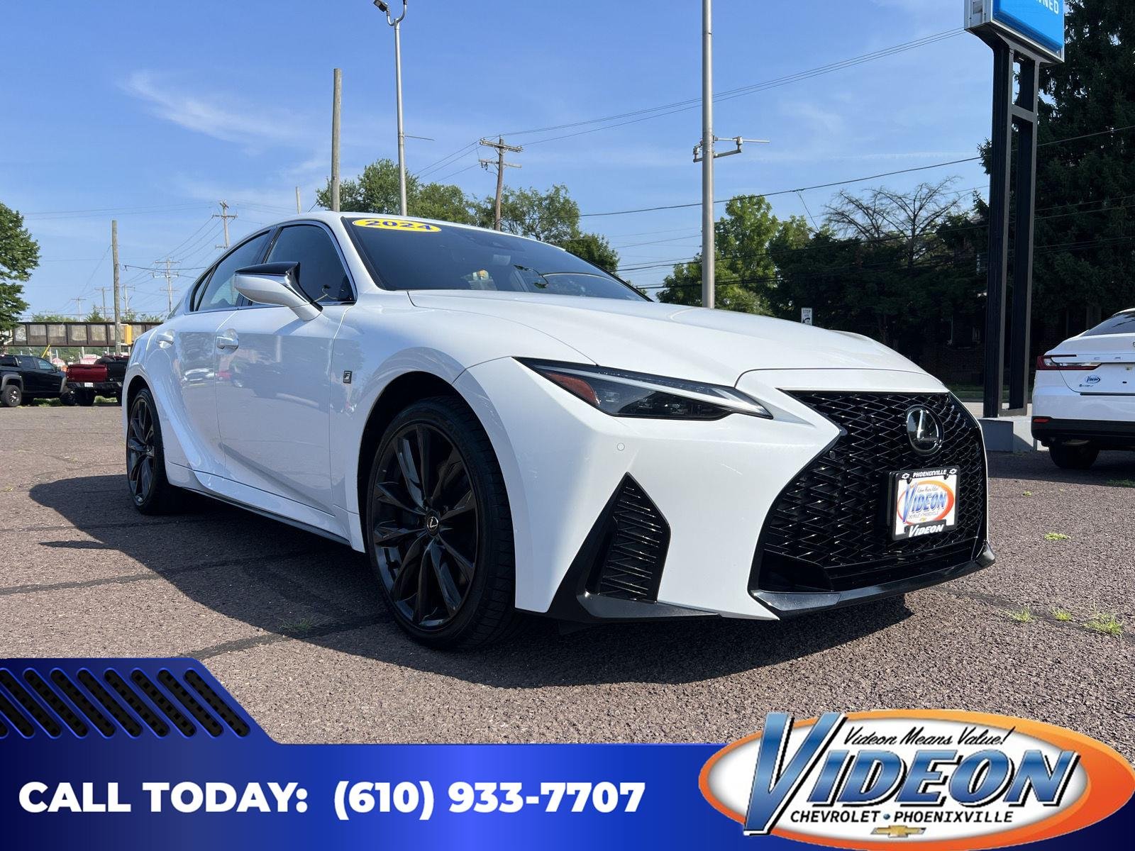 2024 Lexus IS
