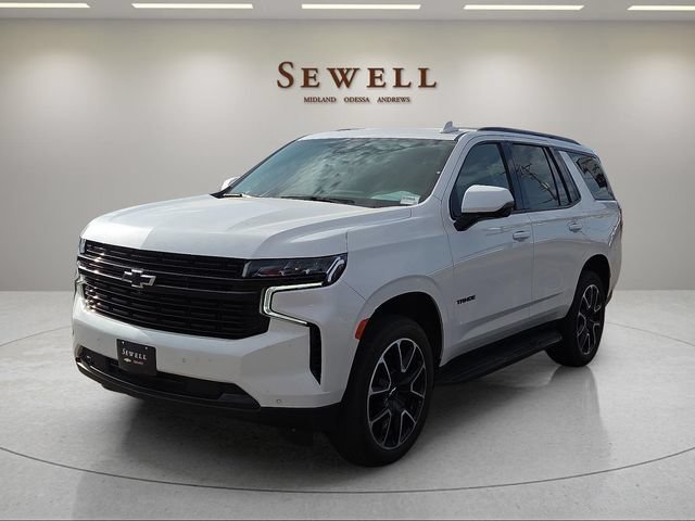 Used 2024 Iridescent Pearl Tricoat Chevrolet RST image 1