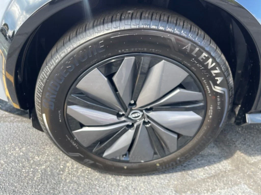Certified Used 2024 Gray Nissan ENGAGE image 26