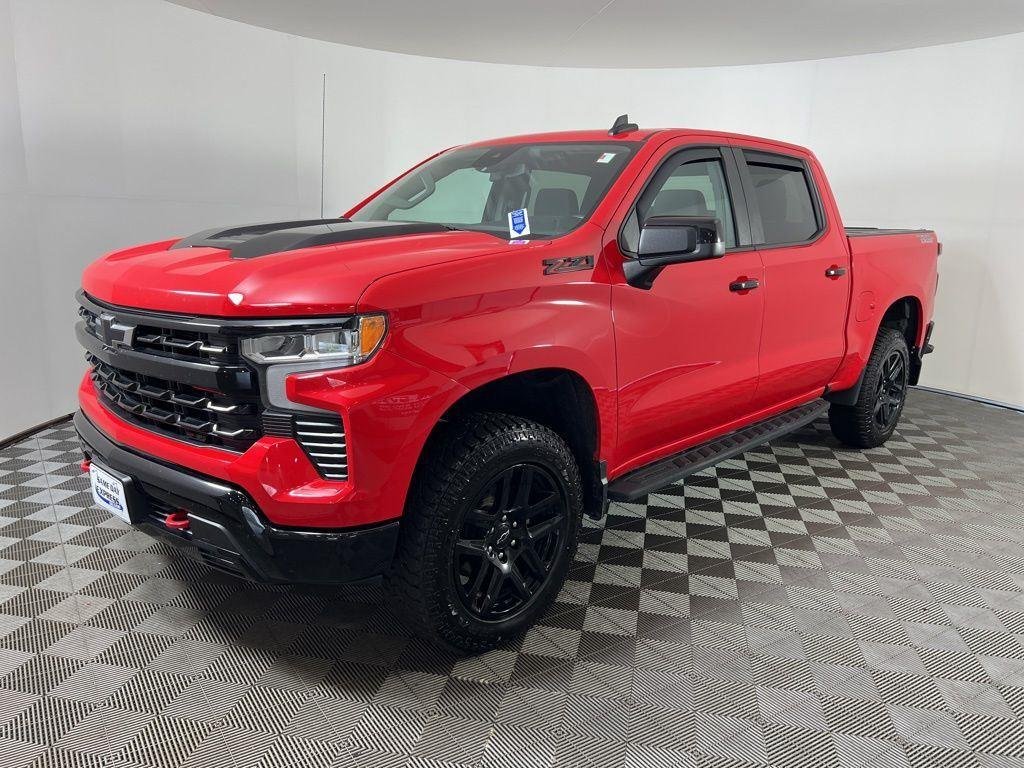 Used 2023 Red Chevrolet LT Trail Boss image 27