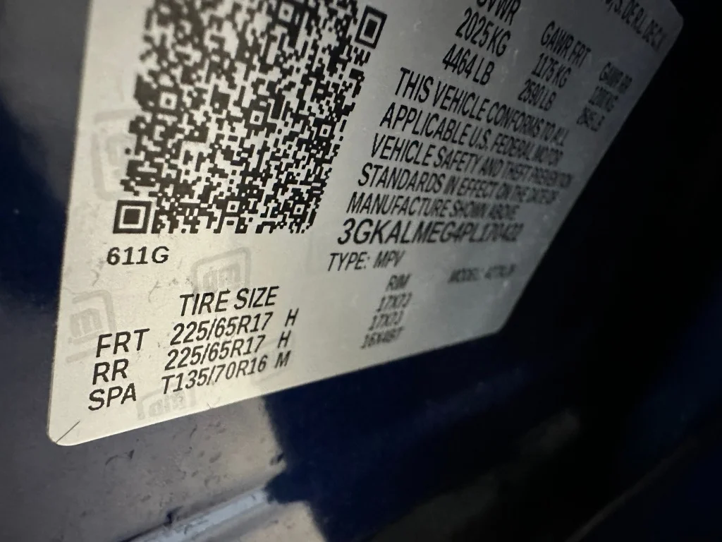 Used 2023 Marine Metallic GMC SLE image 34