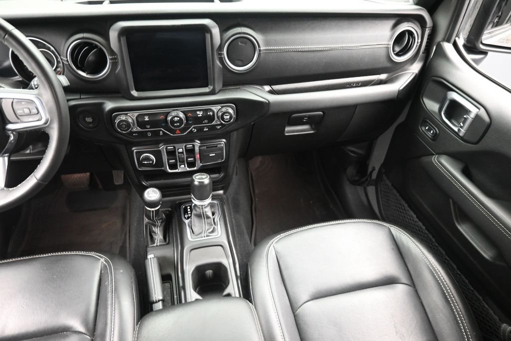 Used 2023 Gray Jeep Sahara image 16