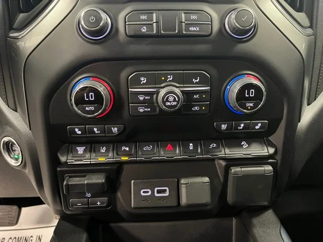 Used 2022 White Chevrolet LTZ image 36