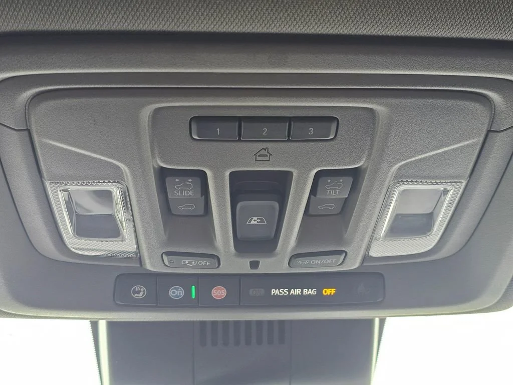 Used 2022 Silver Ice Metallic Chevrolet LTZ image 35