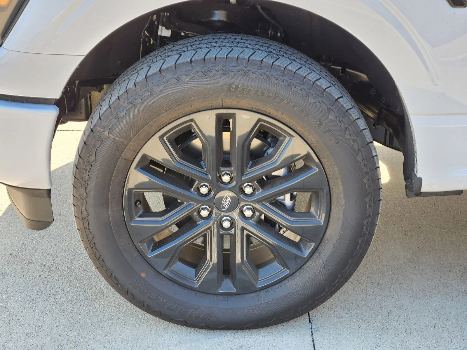 New 2026 Oxford White Ford Lariat® image 7