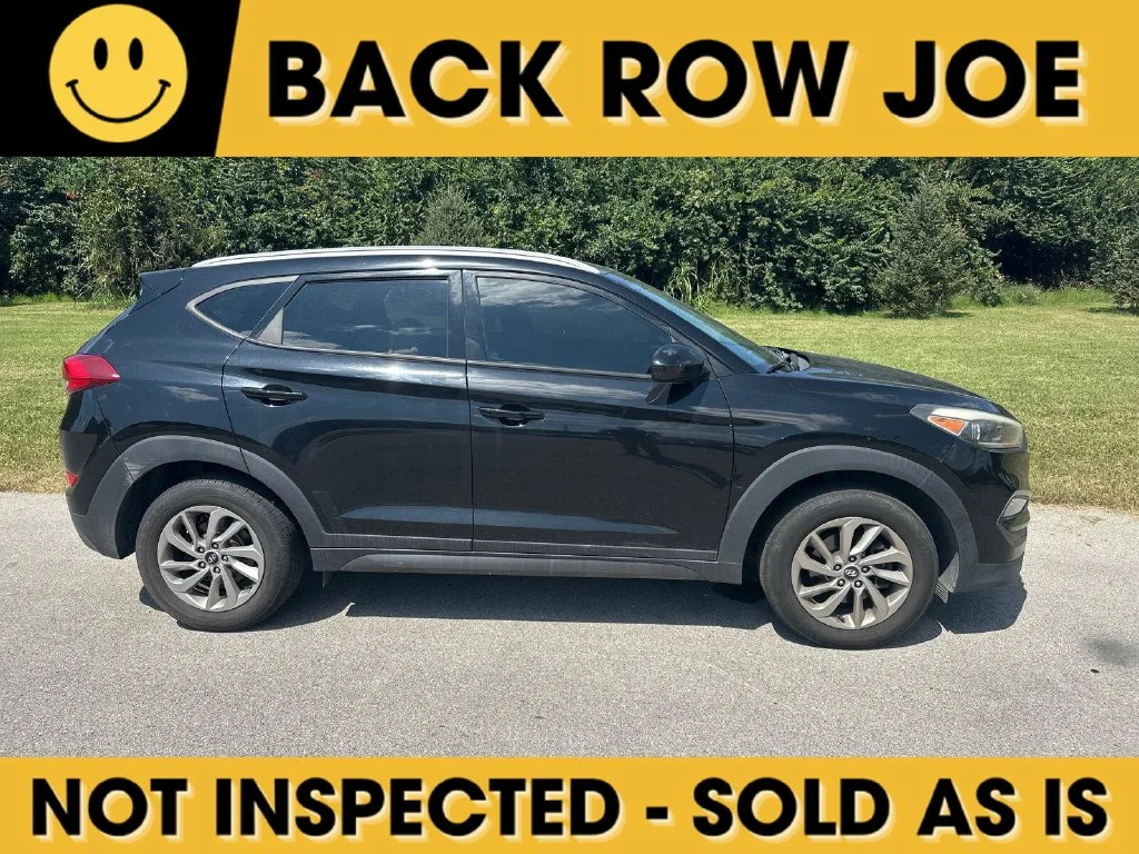 Used 2016 Black Noir Pearl Hyundai SE image 12
