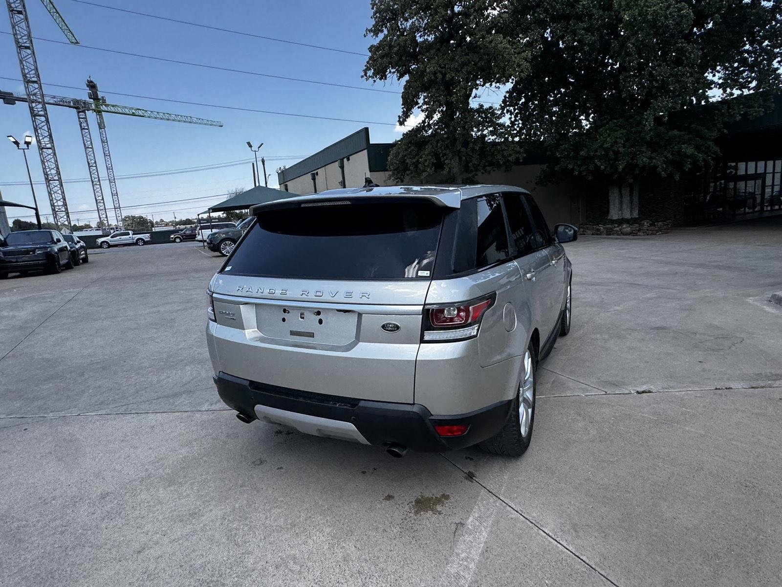 Used 2016  Land Rover V6 HSE image 7