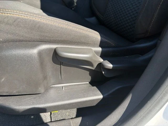 Used 2018 White GMC SLE image 14