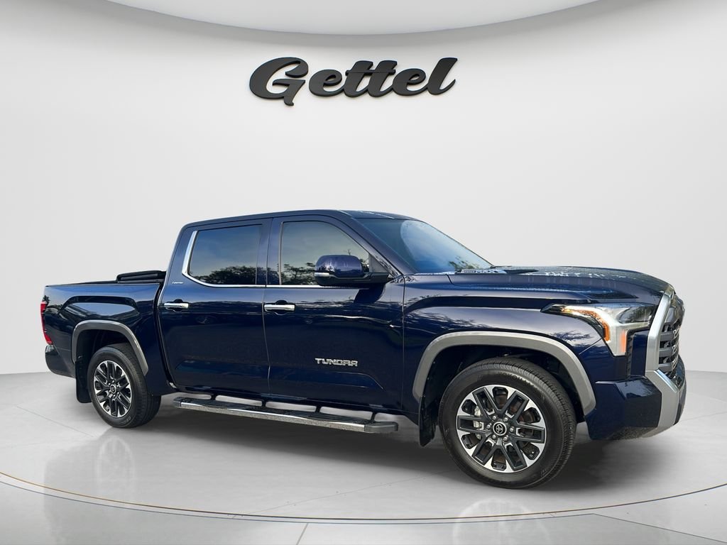 Used 2024  Toyota Limited image 3