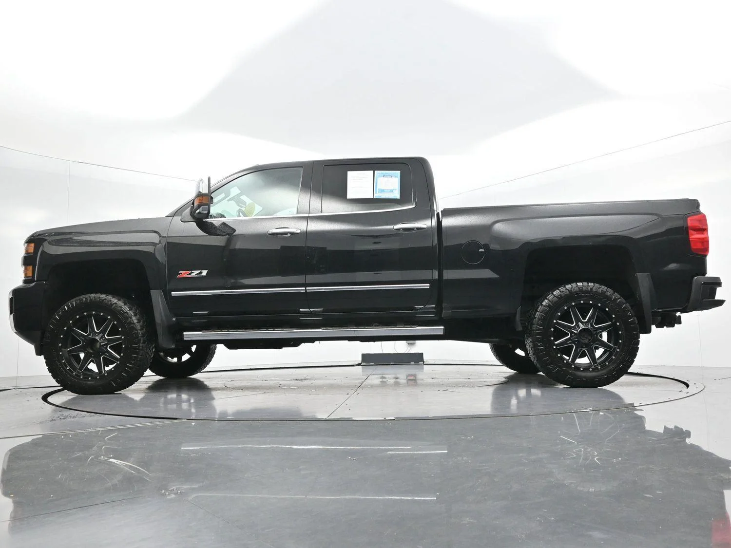 Used 2019 Black Chevrolet LTZ image 48