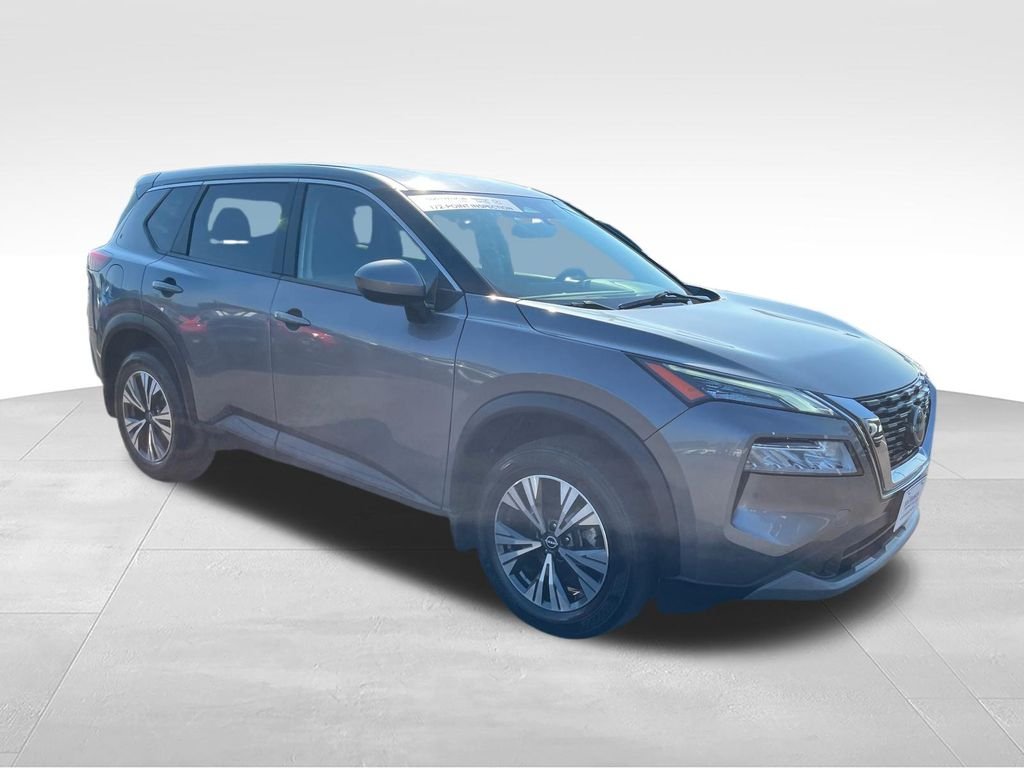 Used 2023 Gray Nissan SV image 7