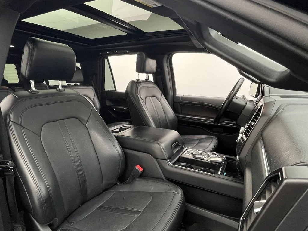 Used 2020 Black Ford Limited image 39