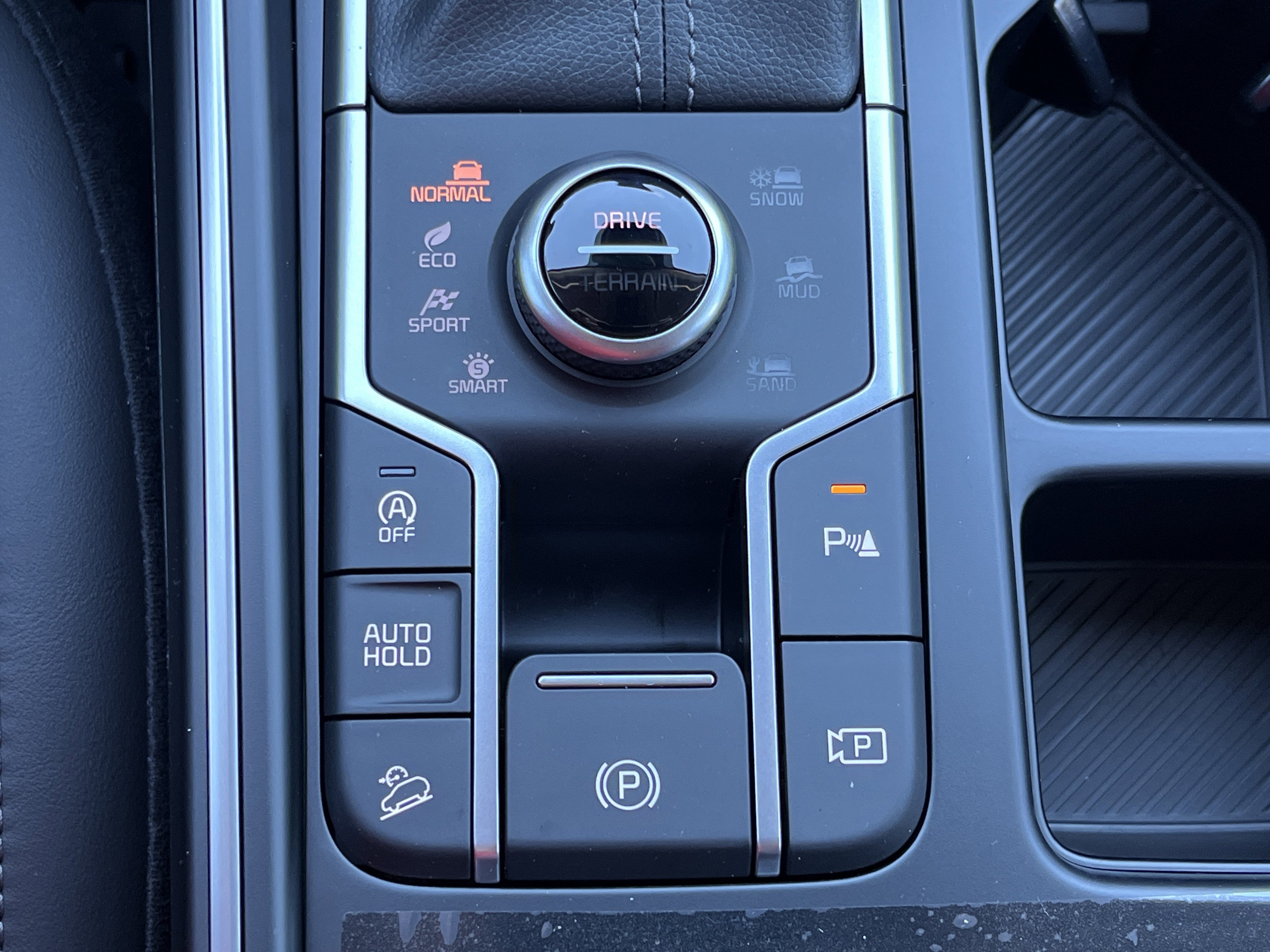 New 2026 Ebony Black Kia S image 10