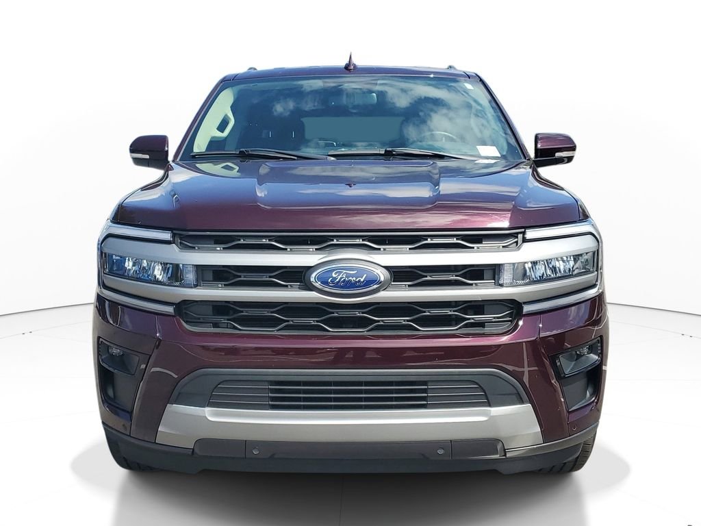 2024 Ford Expedition XLT's photo