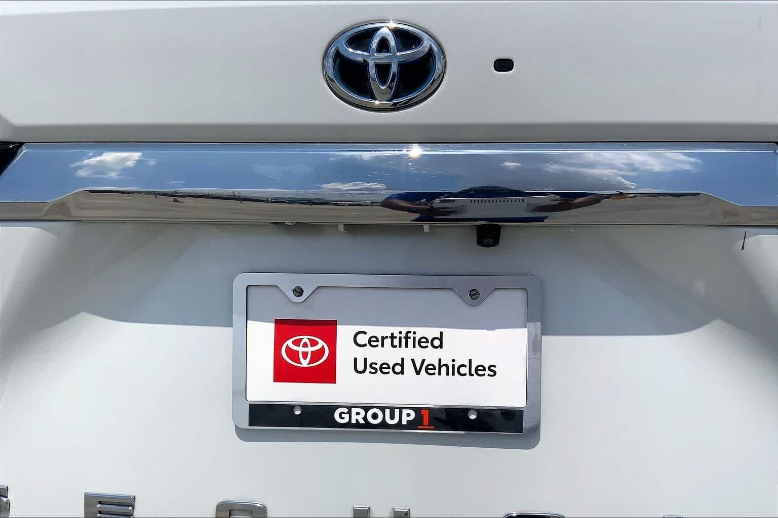 Used 2023 Wind Chill Pearl Toyota Limited image 10