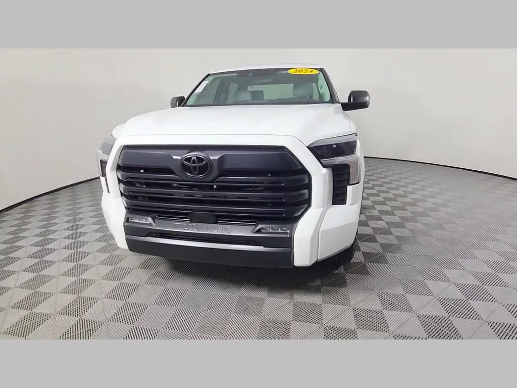 Used 2024 Ice Toyota SR5 image 51