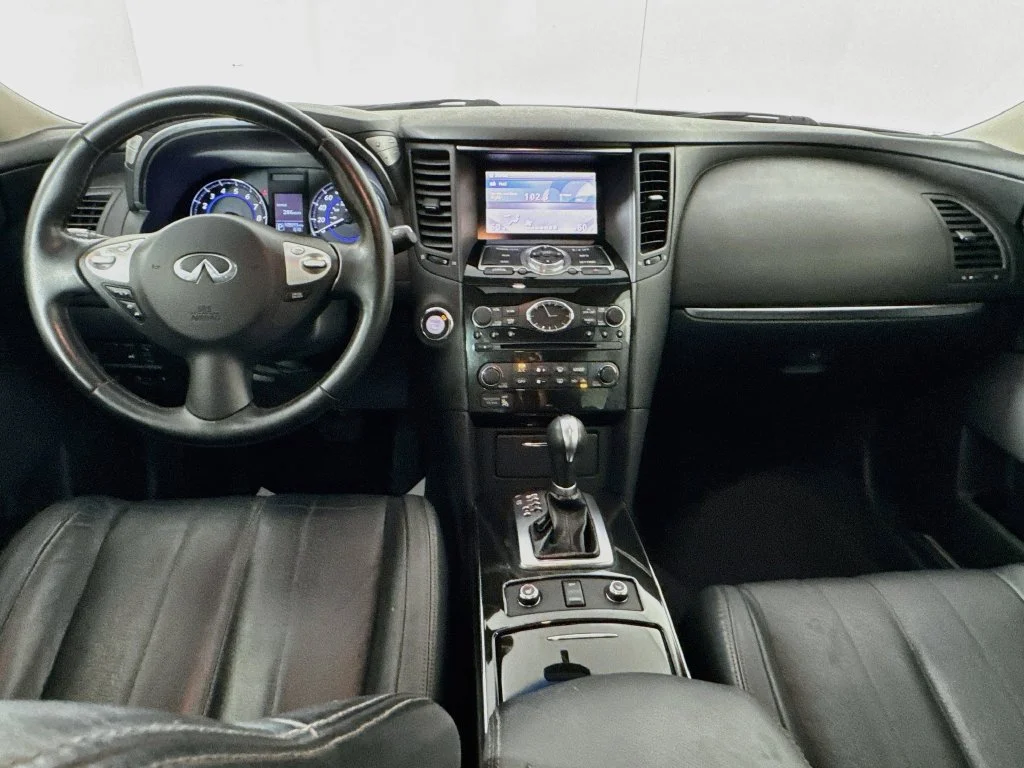Used 2016 Silver INFINITI  image 27
