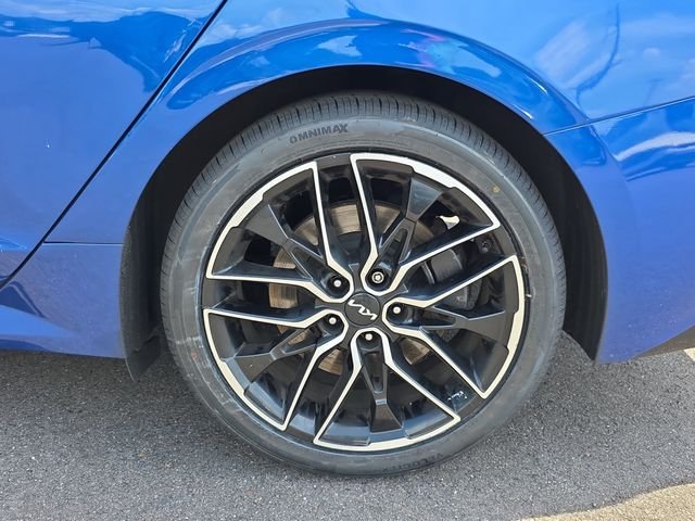 Used 2022 Blue Kia GT image 9