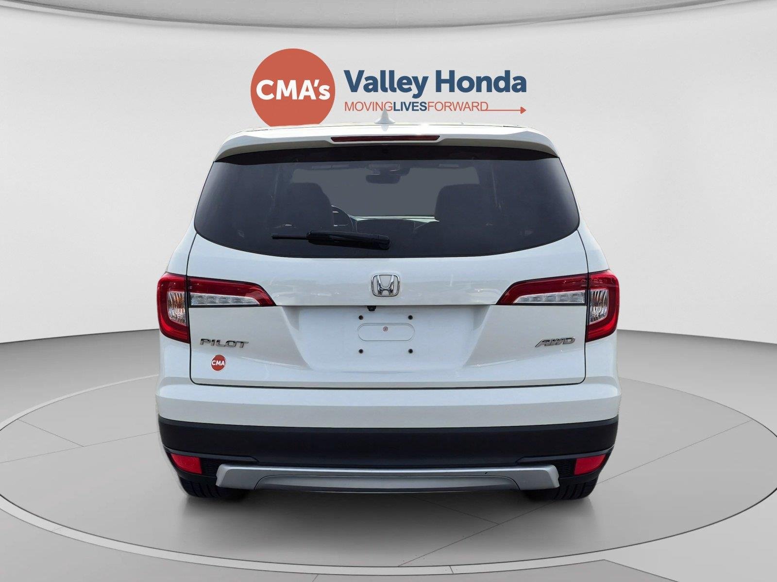 Used 2019 White Diamond Pearl Honda EX-L image 4