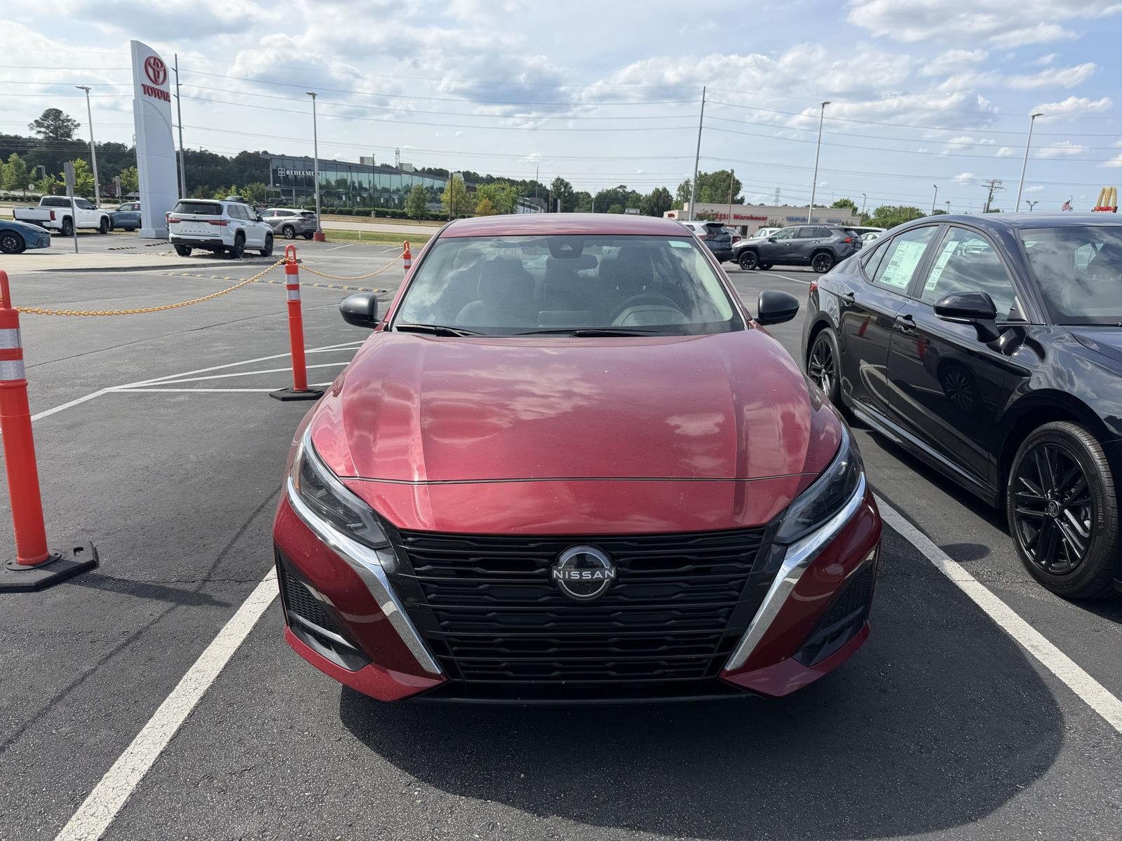 Used 2025 Scarlet Ember Nissan SV image 2