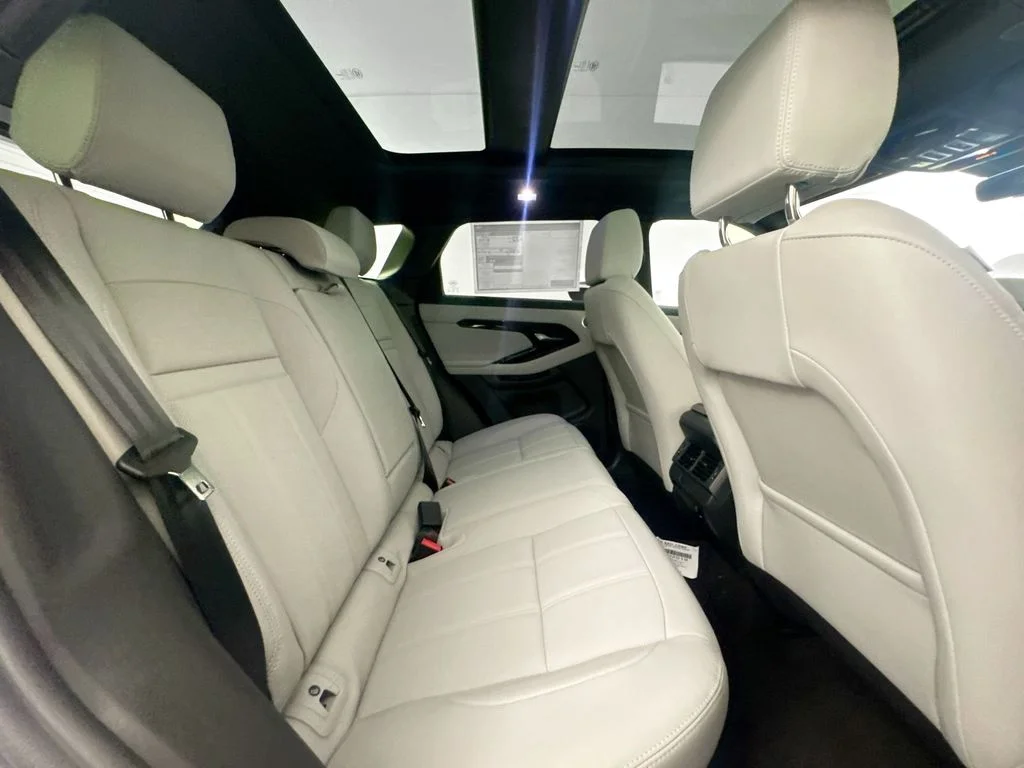 New 2026 Eiger Grey Land Rover Core S image 23