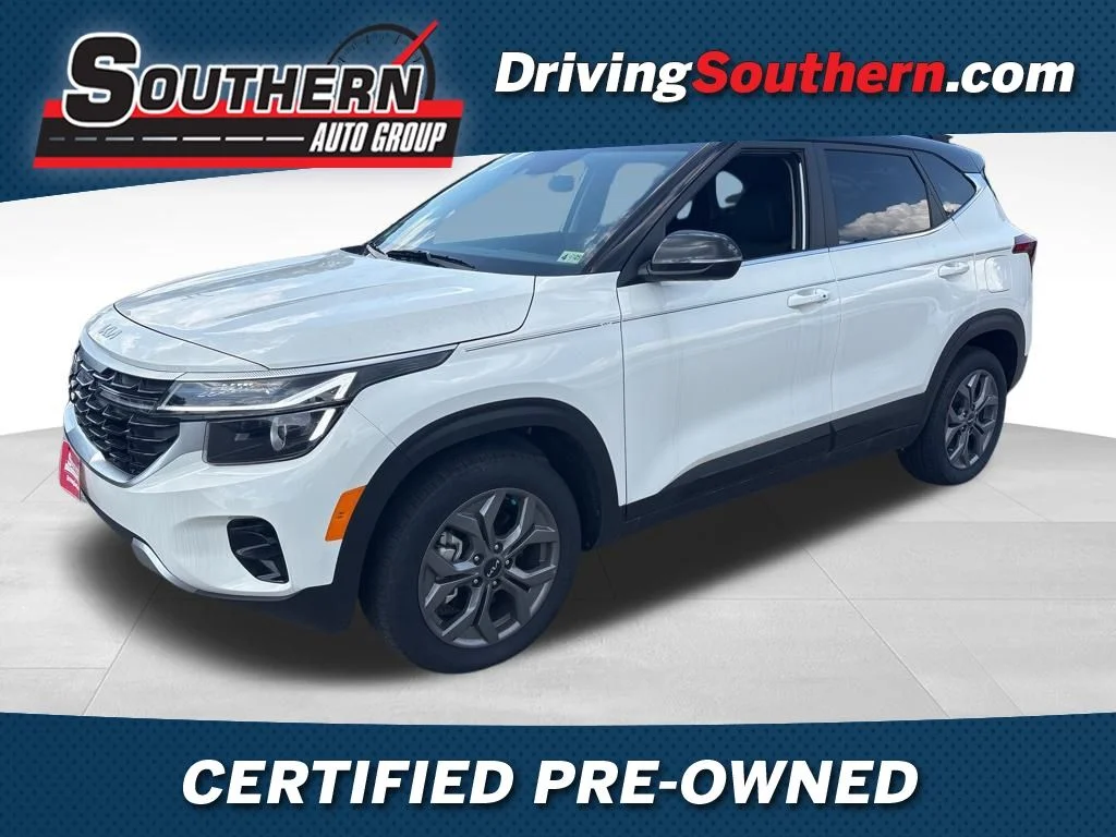 Used 2024 White Kia SX image 1