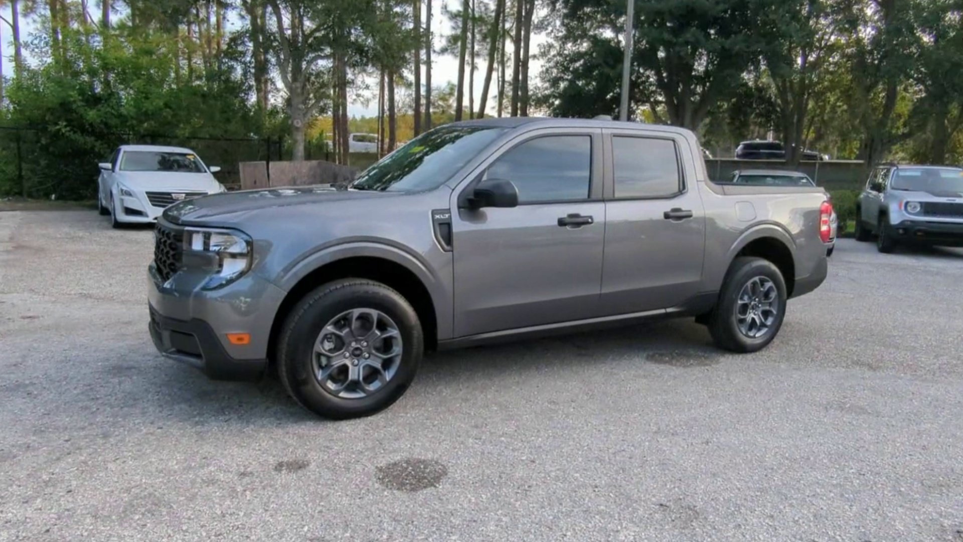 New 2026 Carbonized Gray Metallic Ford XLT image 11