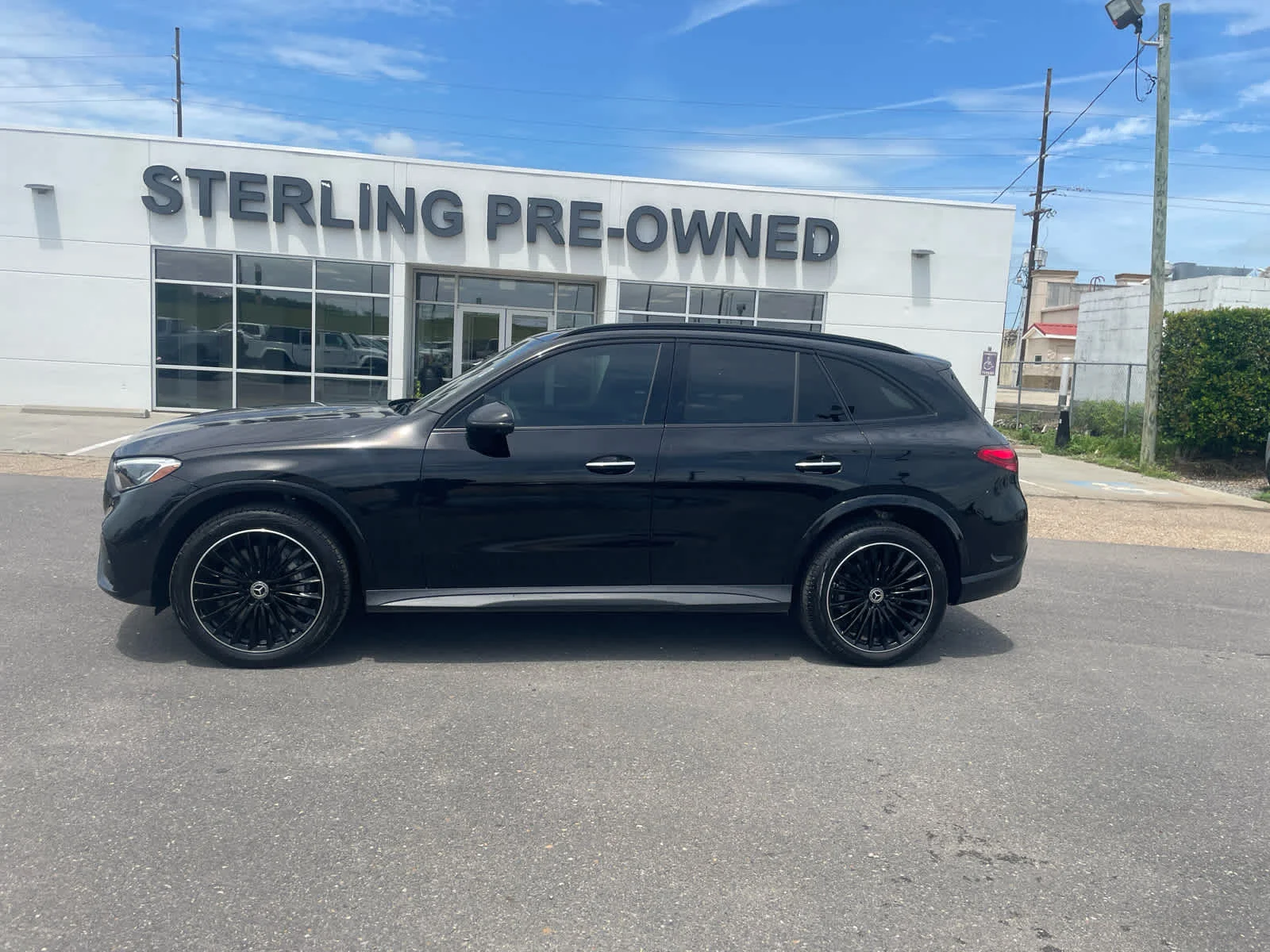 2024 Mercedes-Benz GLC GLC 300's photo