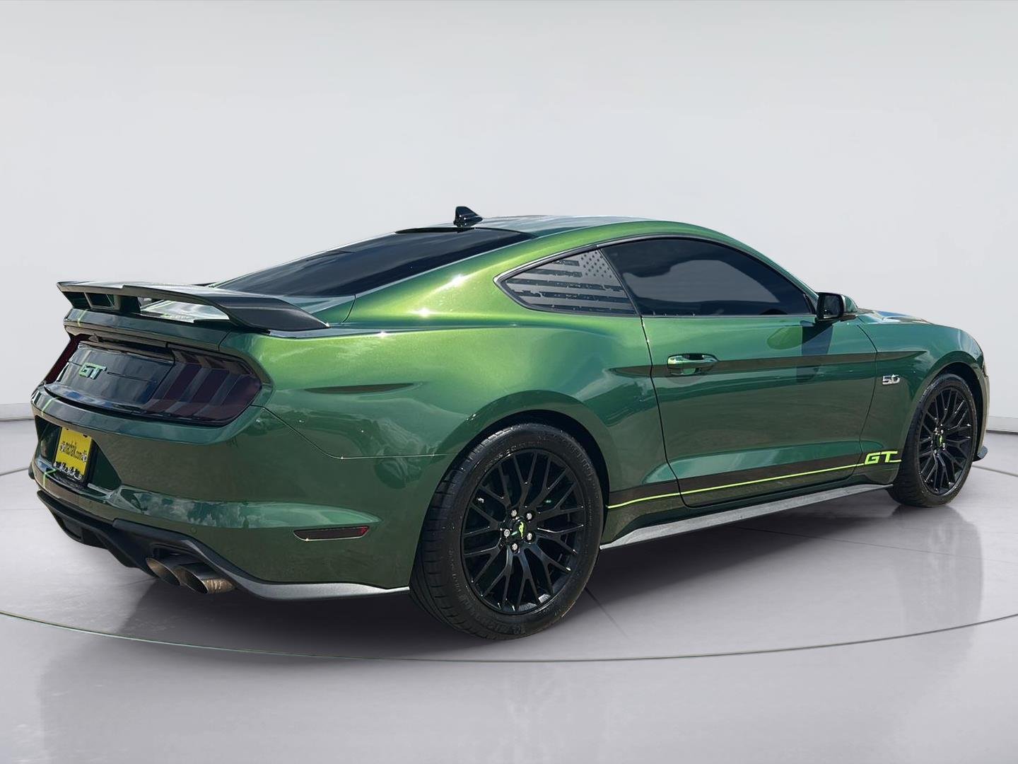 Used 2022 Eruption Green Ford GT Premium image 4