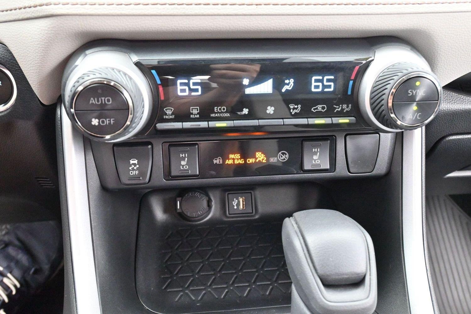 Used 2023 Silver Sky Metallic Toyota XLE image 21