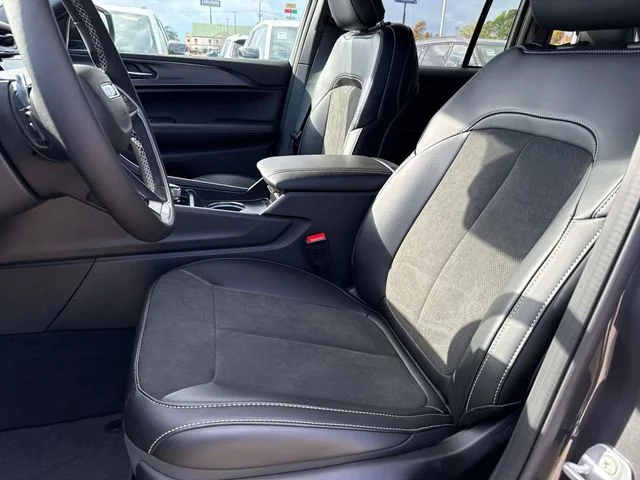 New 2025 Gray Jeep Altitude X image 9