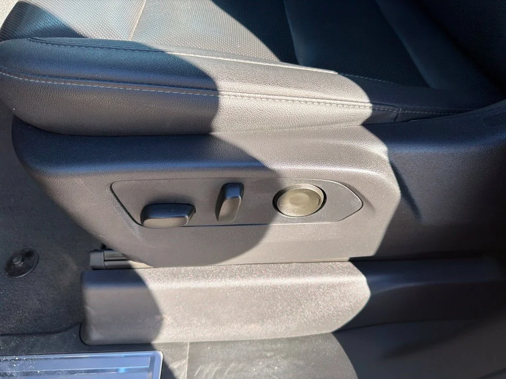 Used 2026 Titanium Rush Metallic GMC SLT image 15