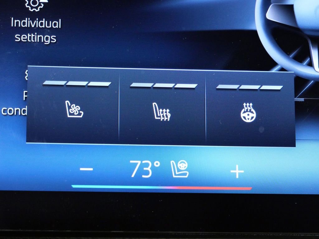 2026 BMW iX 60 - Photo 44