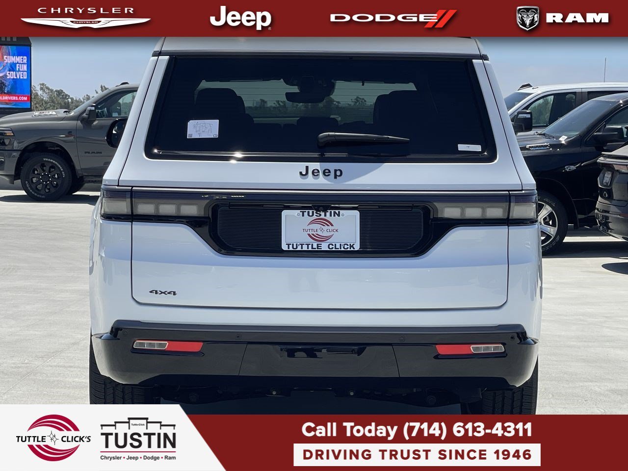 New 2026 Bright White Clear-Coat Exterior Paint Jeep Limited Altitude image 5