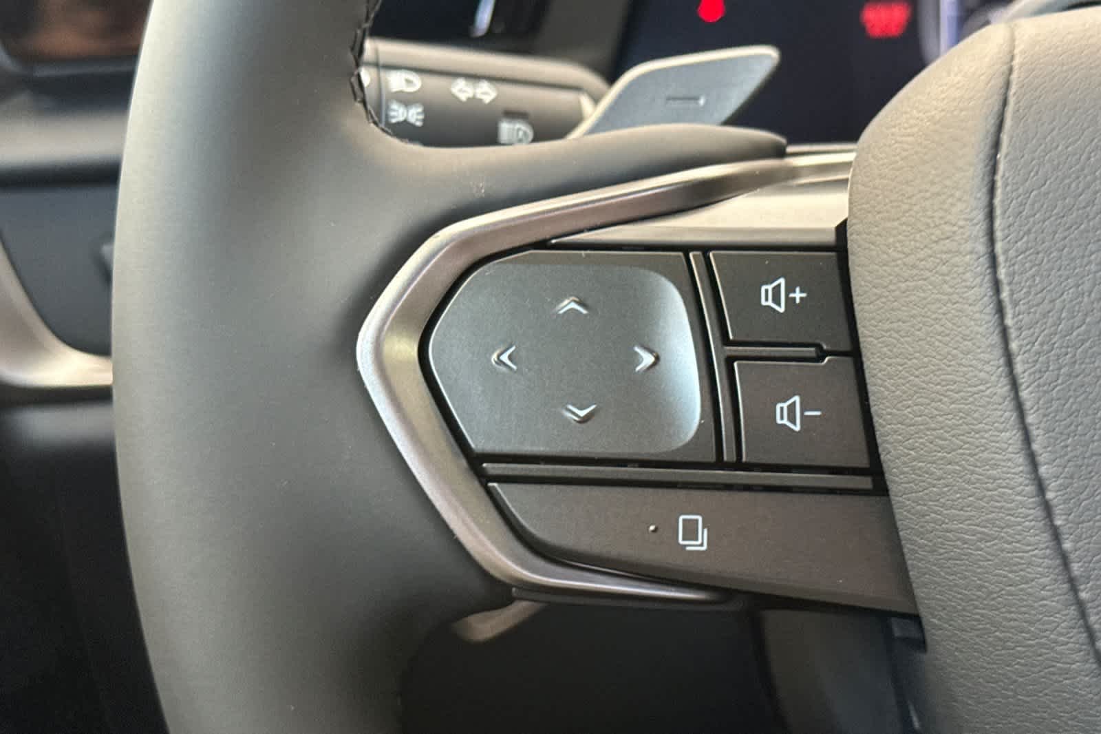 New 2026 Oxygen White Lexus  450e PREMIUM AWD image 25