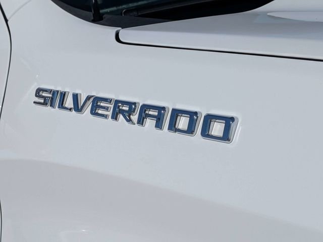 Used 2022 White Chevrolet LT image 12