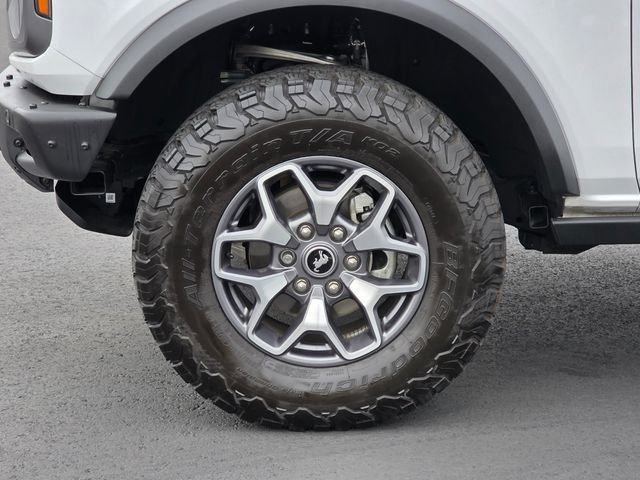 Used 2023 White Ford Badlands image 8